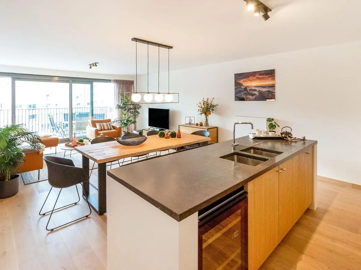Luxurious Crystal Sea View Apartment With 2 Terraces Oostende 0*,  België